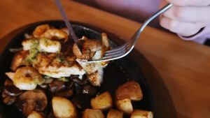 Taking a bite at Applebees